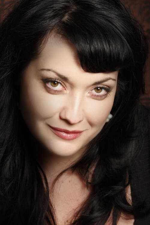 Terra Hazelton profile photo