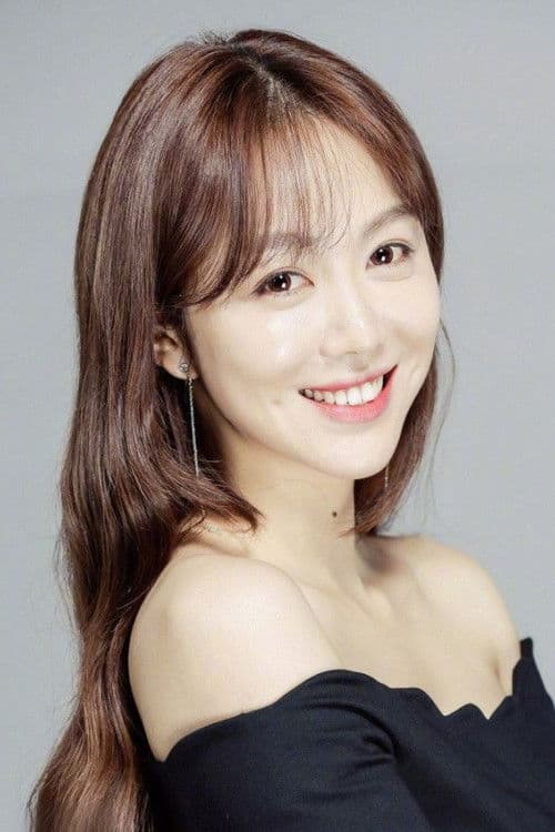 Jiang Yan profile photo