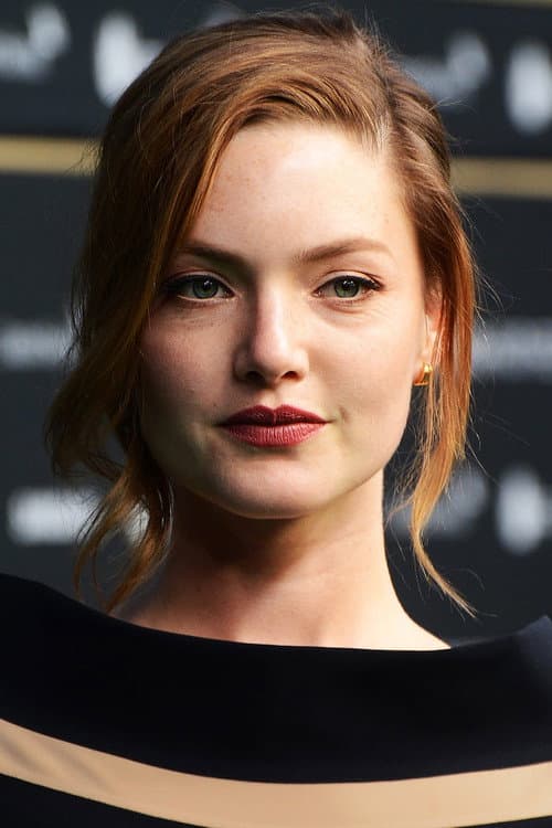 Holliday Grainger profile photo