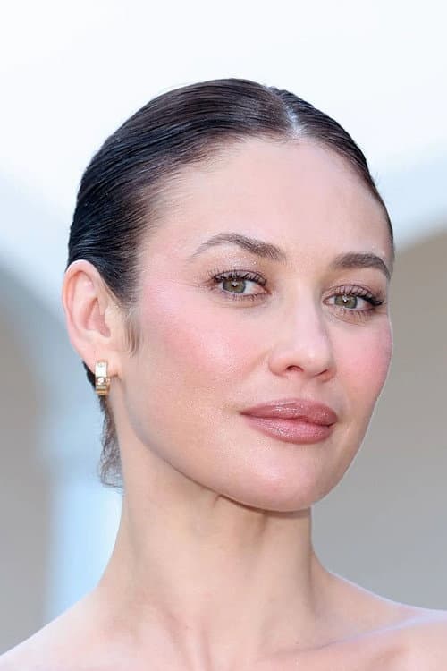 Olga Kurylenko profile photo