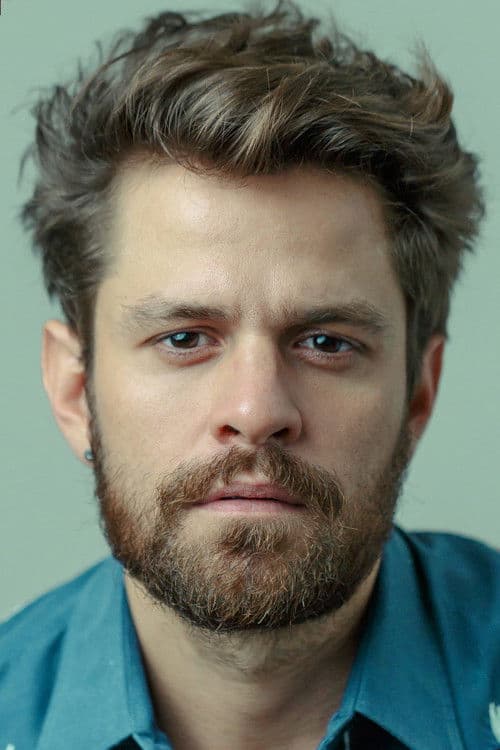 Alejandro Claveaux profile photo