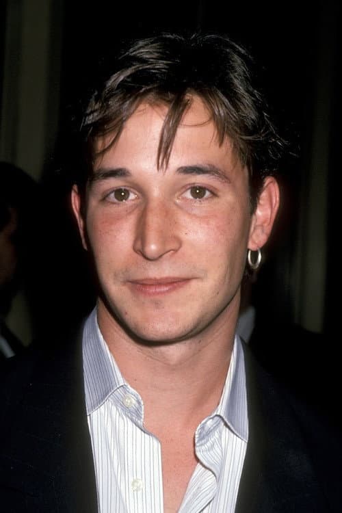 Noah Wyle profile photo