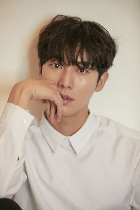 Kwon Hwa-woon profile photo