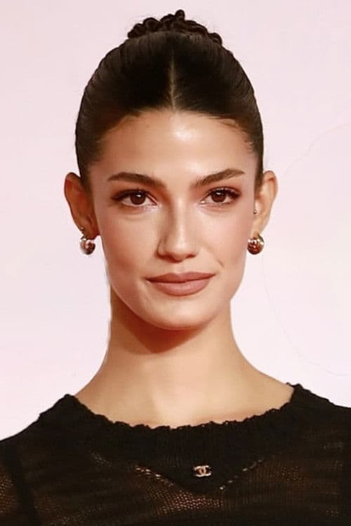 Tara Emad profile photo