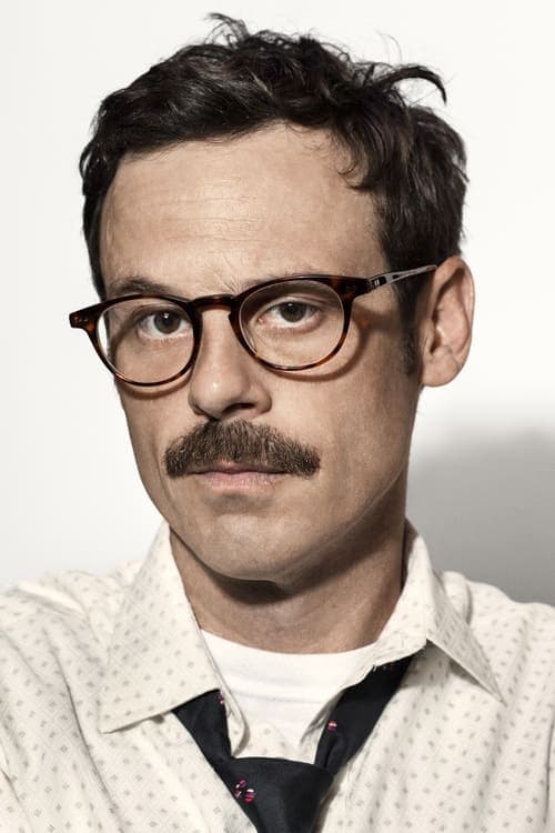 Scoot McNairy profile photo
