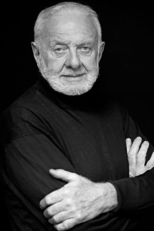 Leslie Linder profile photo