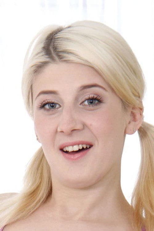 Helena Dickens profile photo