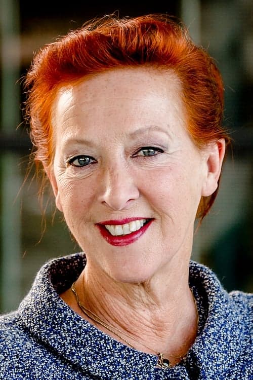 Loes Luca profile photo