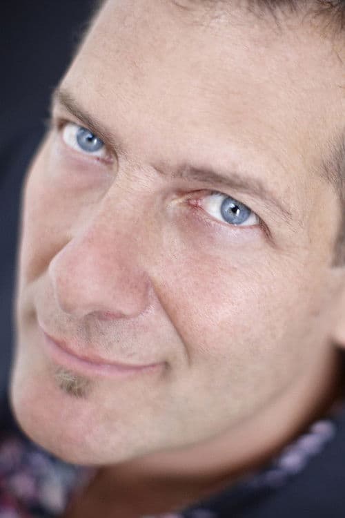 Micah Barnes profile photo