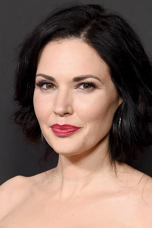 Laura Mennell profile photo