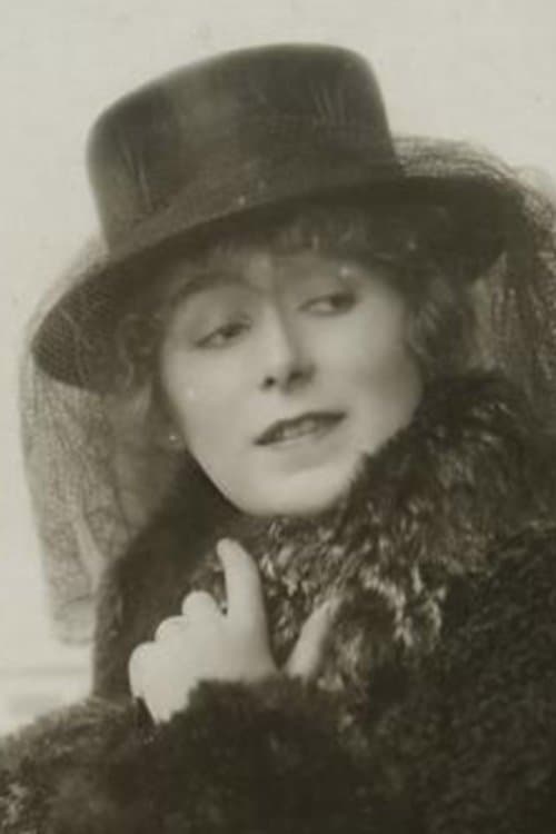 Lola Urban-Kneidinger profile photo