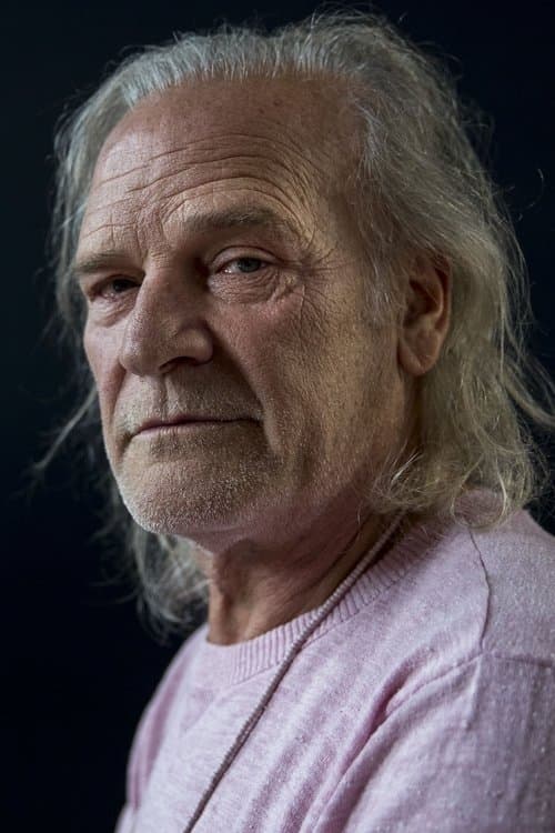 Lluís Homar profile photo