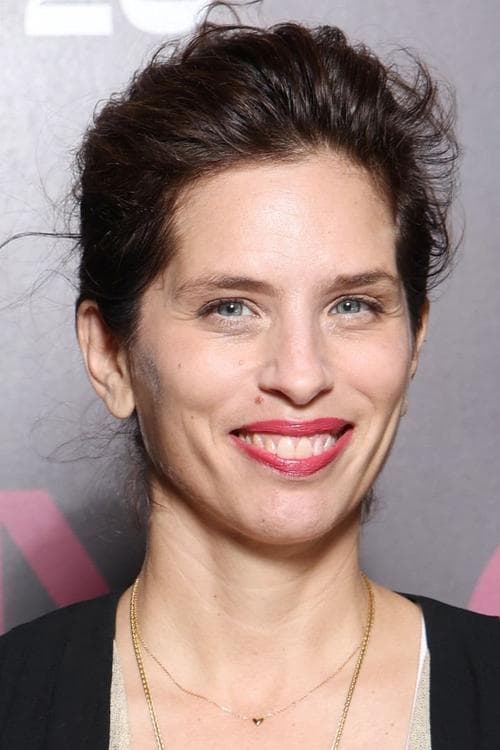 Maïwenn profile photo