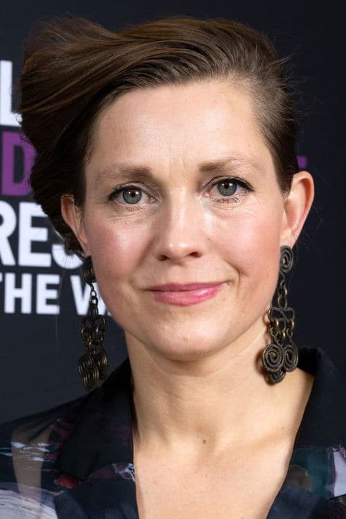 Holly Waddington profile photo