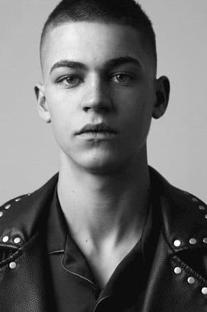 Hero Fiennes Tiffin profile photo