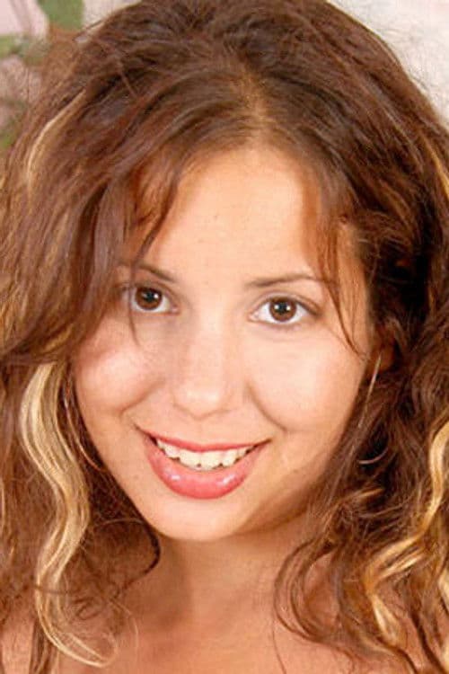 Violet Hughes profile photo