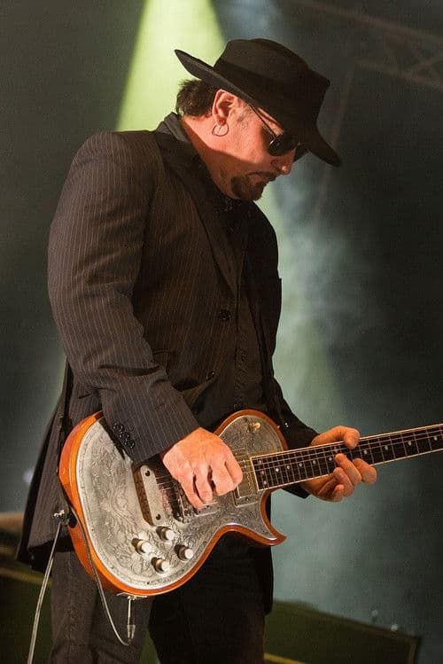 Simon Hinkler profile photo