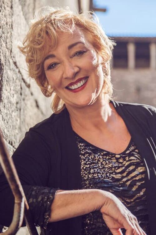 Angie Savall profile photo
