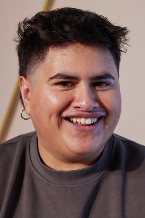 Julian Dennison profile photo