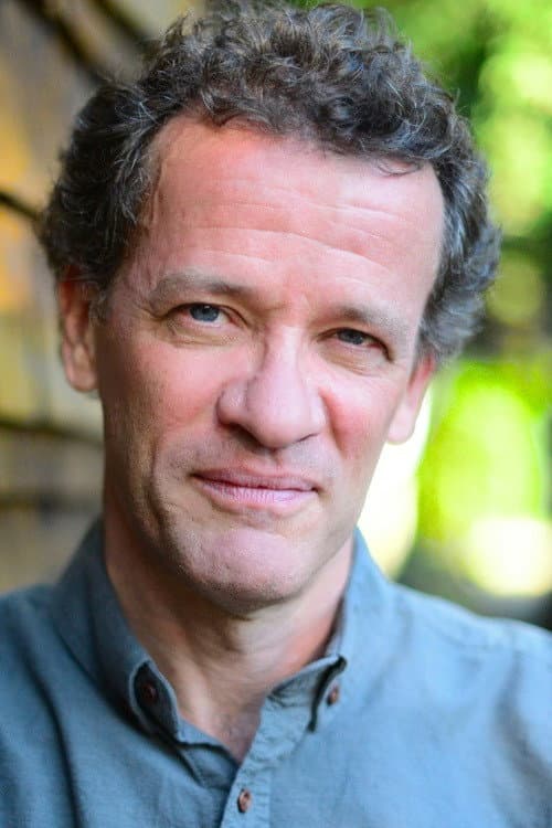 Yann Martel profile photo