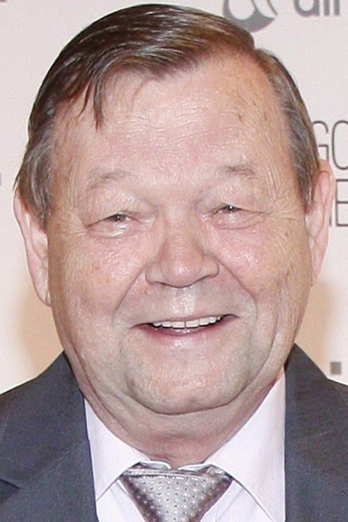 Ernst-Georg Schwill profile photo