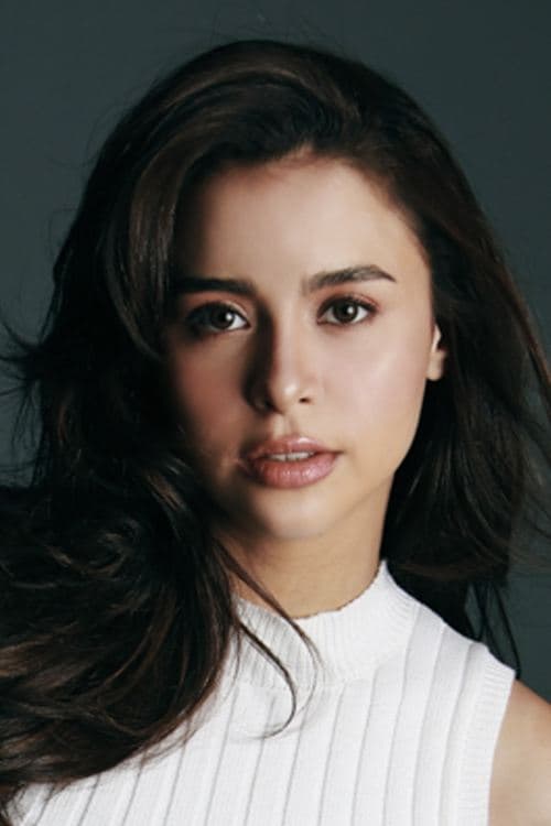 Yassi Pressman profile photo
