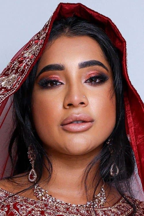 Yasmina Khan profile photo