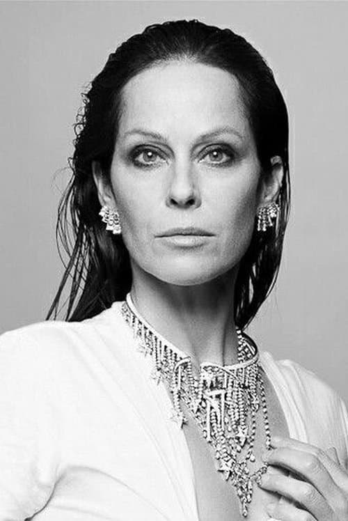 Lady Amanda Harlech profile photo