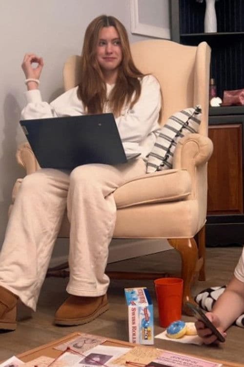 Annabelle Perkins profile photo