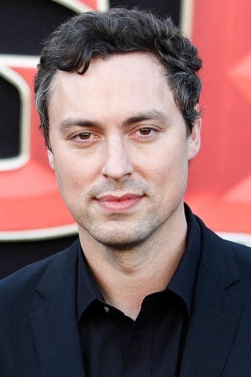 John Francis Daley profile photo