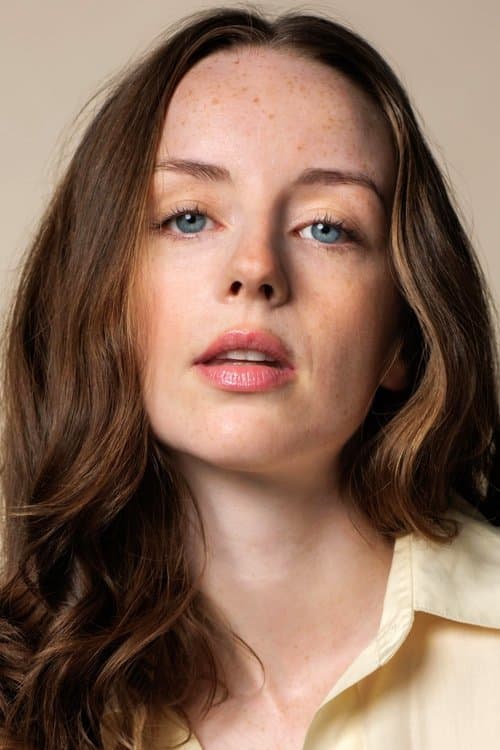 Kacey Rohl profile photo
