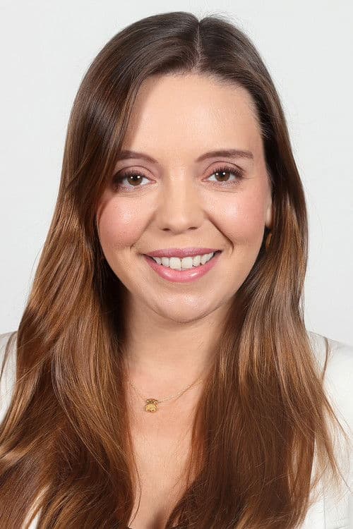 Camila Flores profile photo