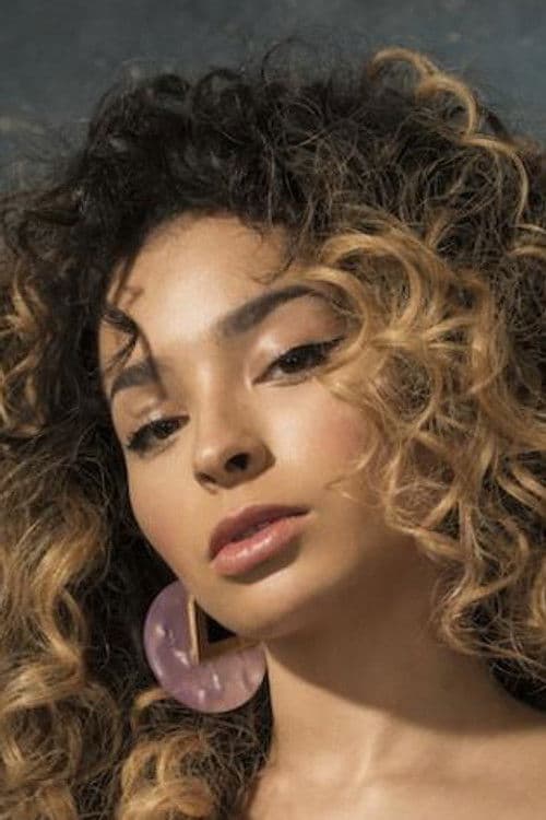 Ella Eyre profile photo