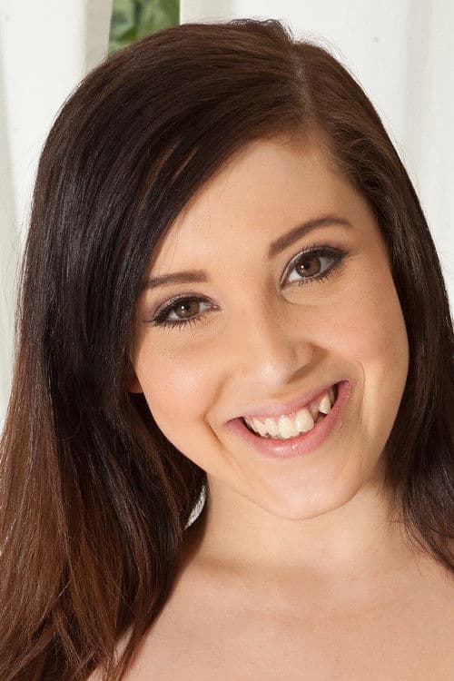 Noelle Easton profile photo