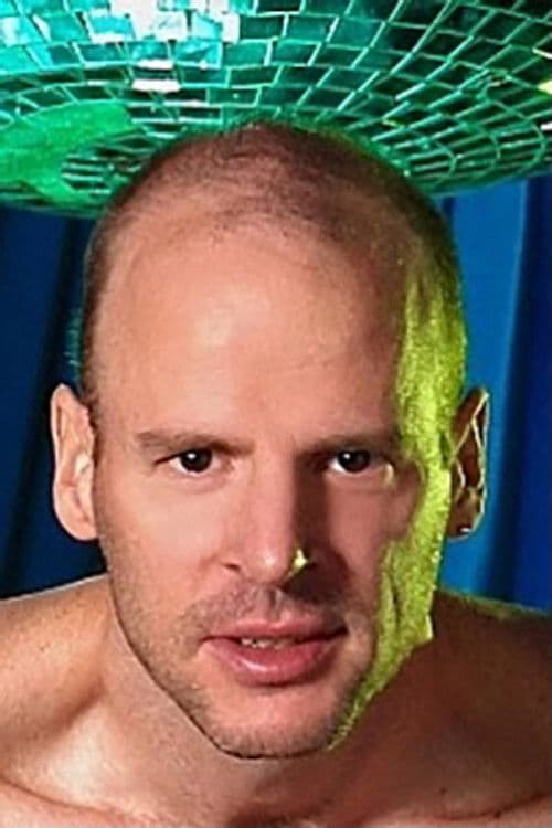 Stretch profile photo