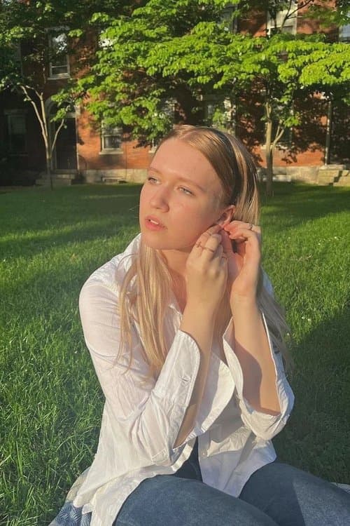 Amity Dolore profile photo