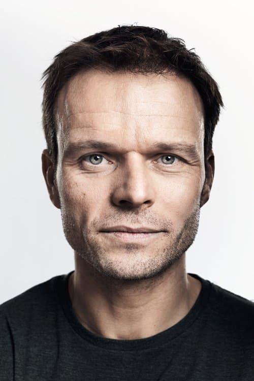 Alec Newman profile photo