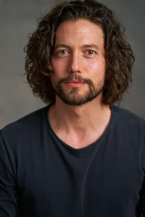 Jackson Rathbone profile photo