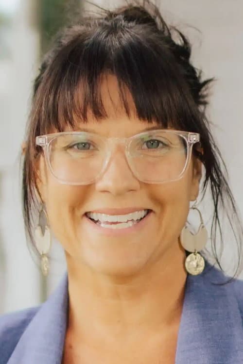 Lyndsay Lamb profile photo