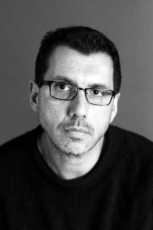 Alberto Fuguet profile photo