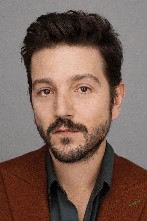Diego Luna profile photo