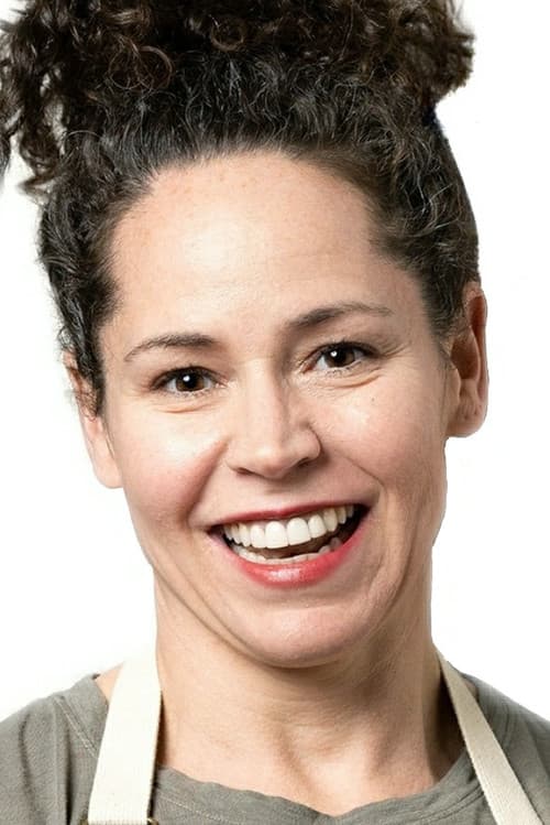 Stephanie Izard profile photo