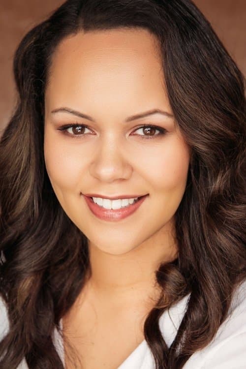 Cian Elyse White profile photo