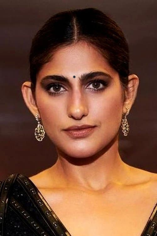 Kubbra Sait profile photo
