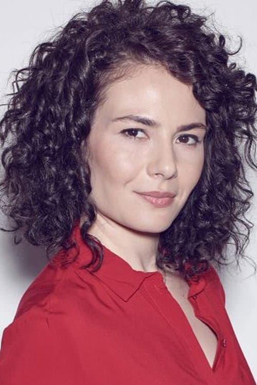 Açelya Devrim Yılhan profile photo