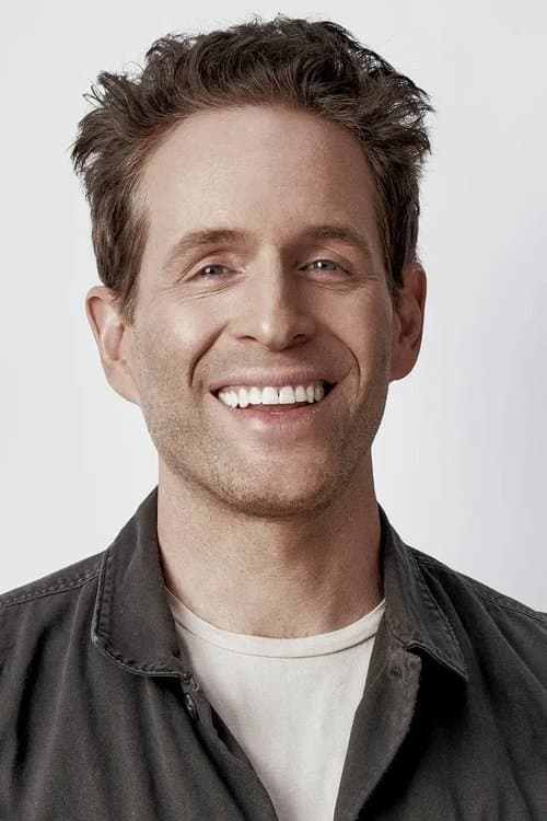 Glenn Howerton profile photo