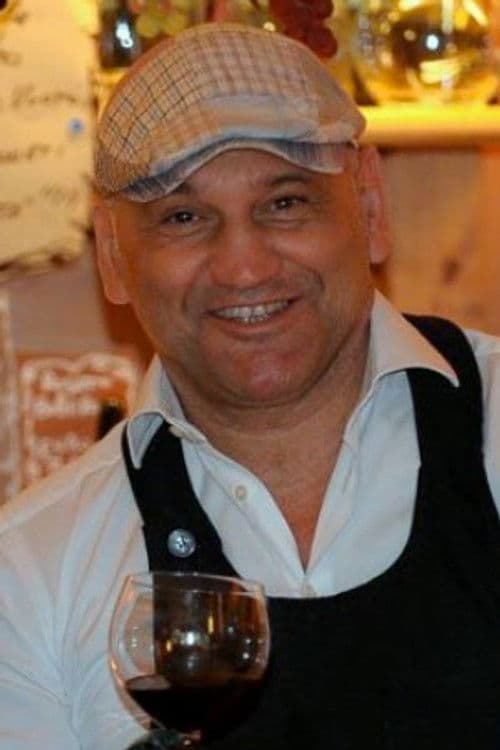 Nico Davenia profile photo