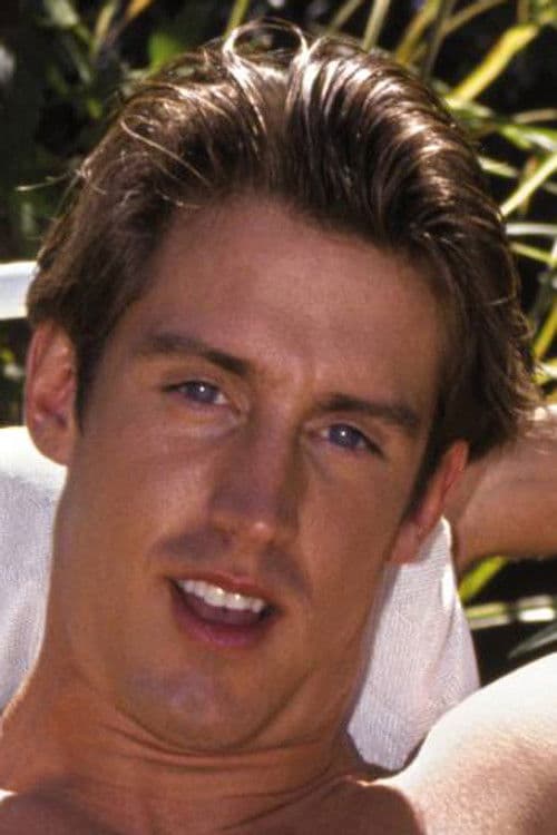 Dylan Fox profile photo