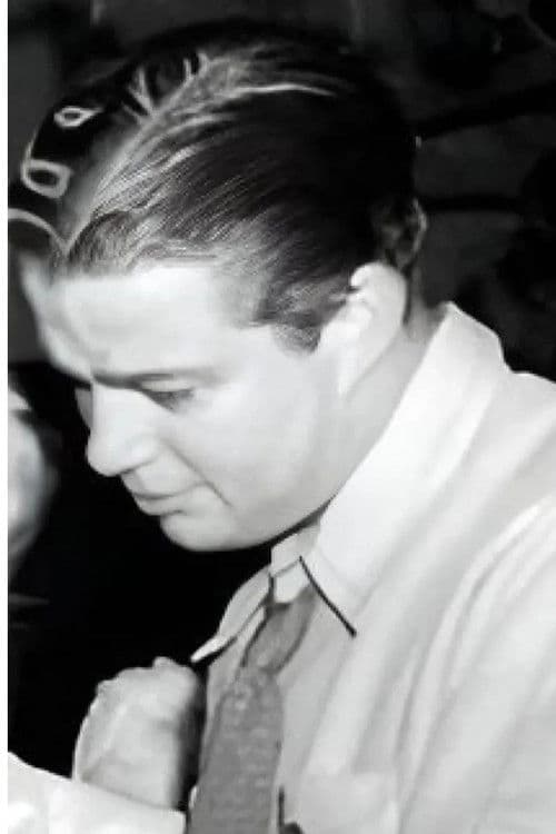 Riley Thomson profile photo