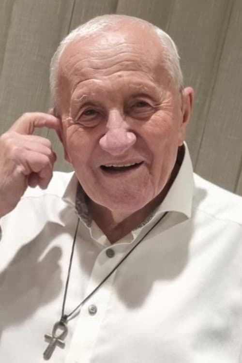 Igor Hrabinský profile photo